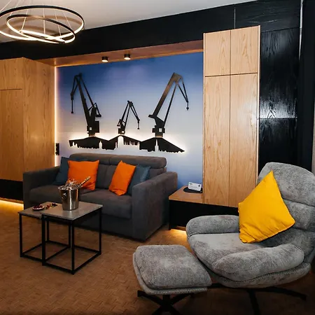 Daire Maya's Flats & 58 - Bridge *