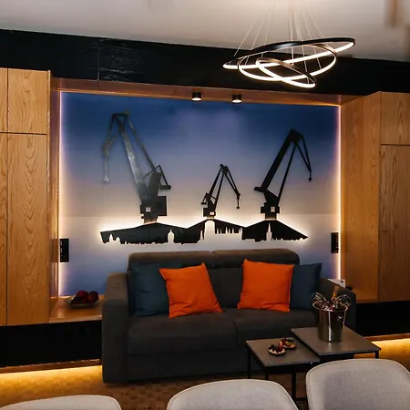 Maya's Flats & 58 - Bridge Daire Gdansk