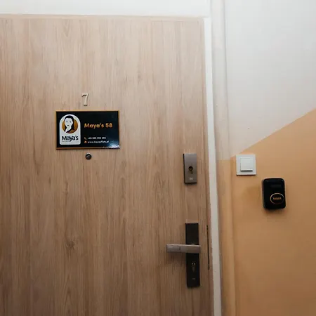 Maya's Flats & 58 - Bridge Daire Gdansk