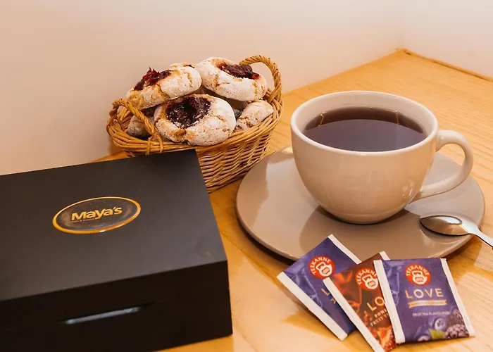 Maya's Flats & 58 - Bridge *