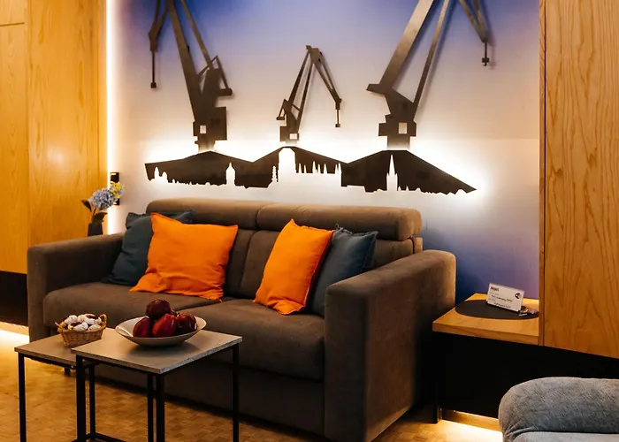 Maya's Flats & 58 - Bridge Appartement *