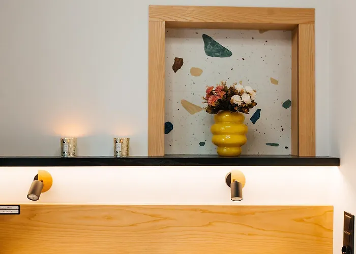 Апартаменты Maya's Flats & 58 - Bridge