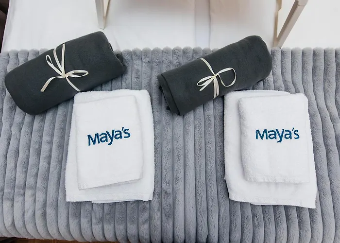 Апартаменты Maya's Flats & 58 - Bridge *